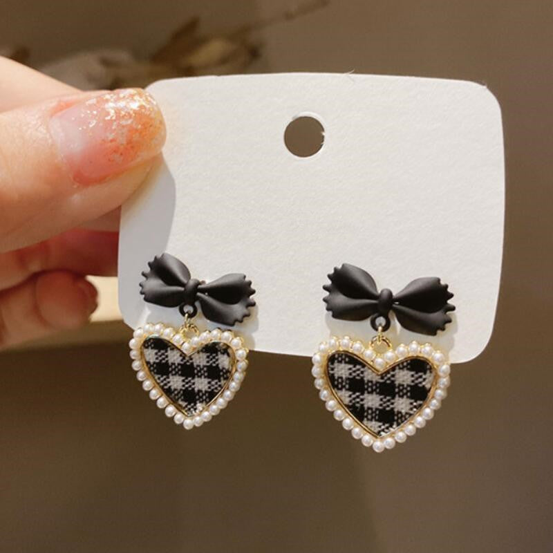 Checked Heart Bow Earrings